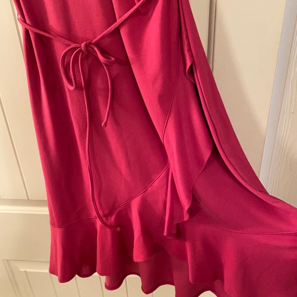 2 Isaac Mizrahi faux wrap dresses - Picture 2 of 8